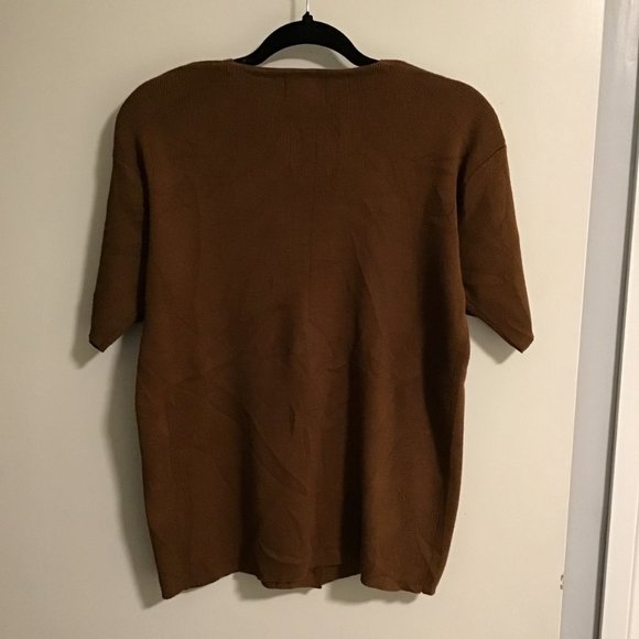 JEAN Works & Company Scalloped V-neck Button front Cardigan - Picture 2 of 8